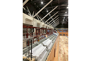 東町運動公園体育館メインアリーナ観客席